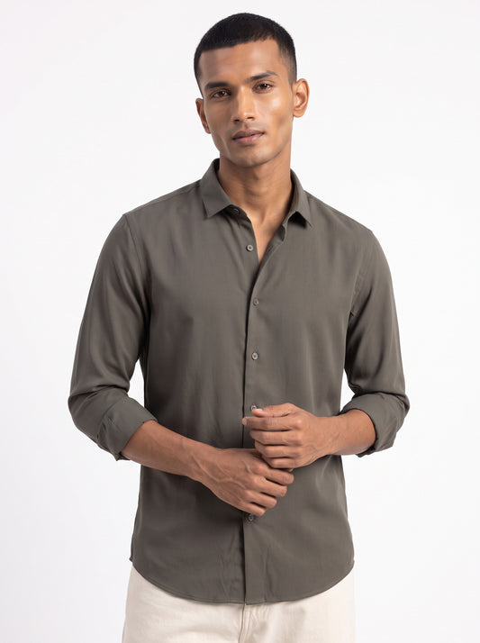 Men's Olive Solid Breathable Wrinkle-Free Regular Fit Shirt