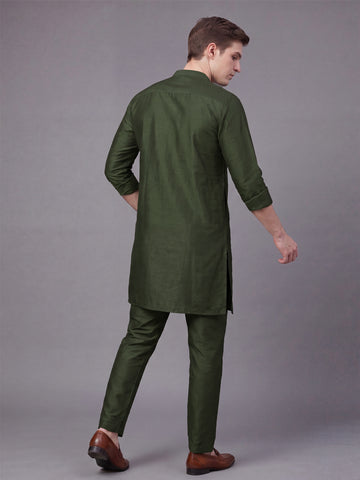 Men's Olive Solid Slub Silk Blend Kurta with Pyjamas