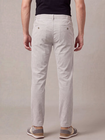 Men's LightGrey Solid 2-Way Stretch Casual Trousers