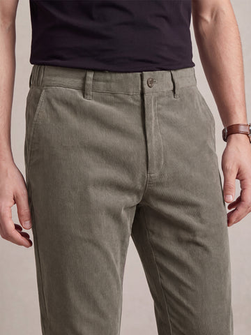 Men's Taupe Solid 2-Way Stretch Casual Trousers