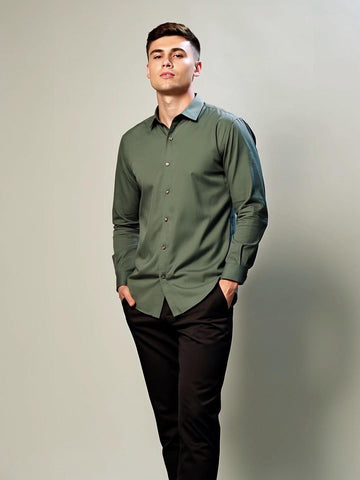 Green Solid Casual Designer Shirt For Men by HE SPOKE