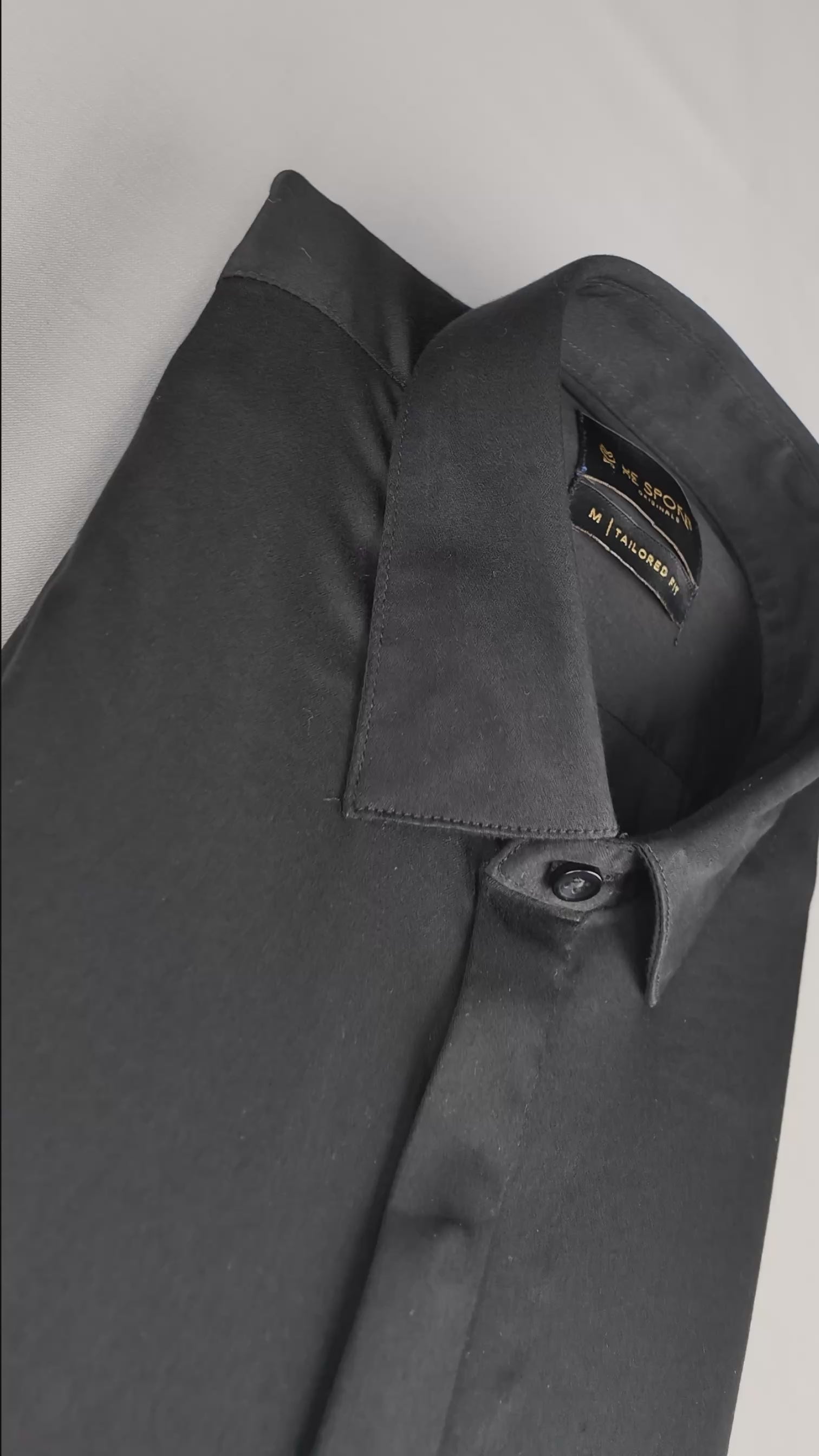 FreshAura: Perfume Finish Cotton Linen Solid Formal Shirt