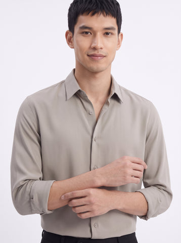 Men's  Wrinkle Free 4-Way Stretch Solid Formal Shirt
